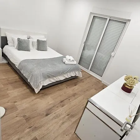 T3 Em Lisboa/ Apartamento Queluz